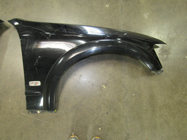 JDM 2004 Nissan Stagea Fenders Left and Right GH-NM35 – TopTierJapan